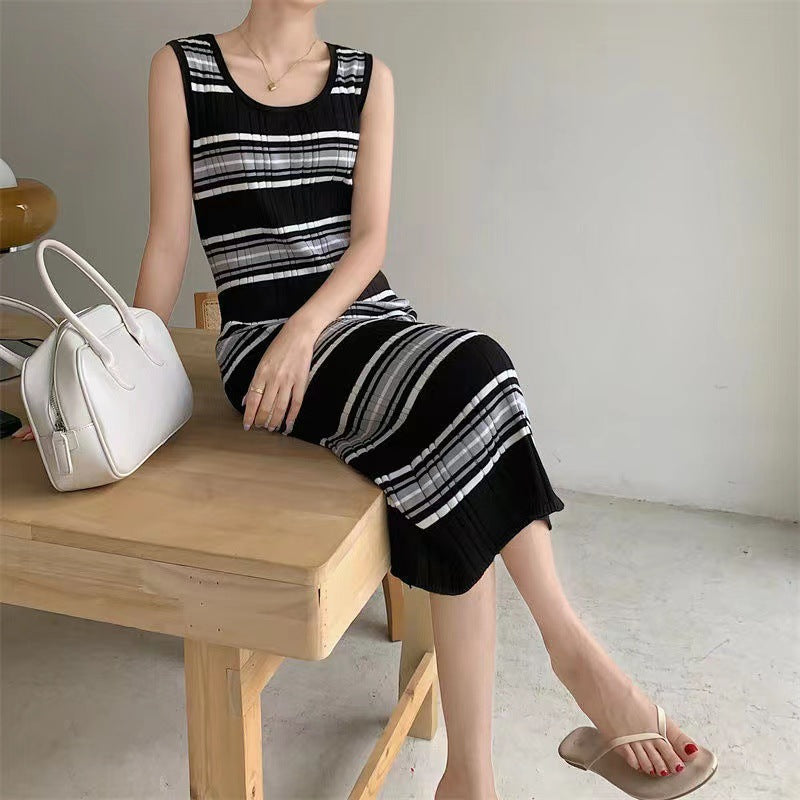 Round Neck Sleeveless Casual Striped Dress