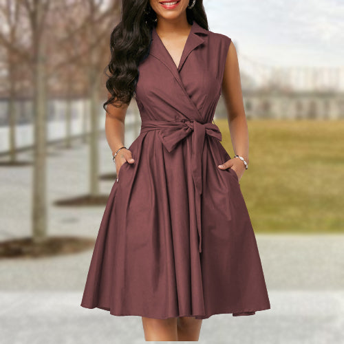 Ladies Sleeveless Lapel Dress