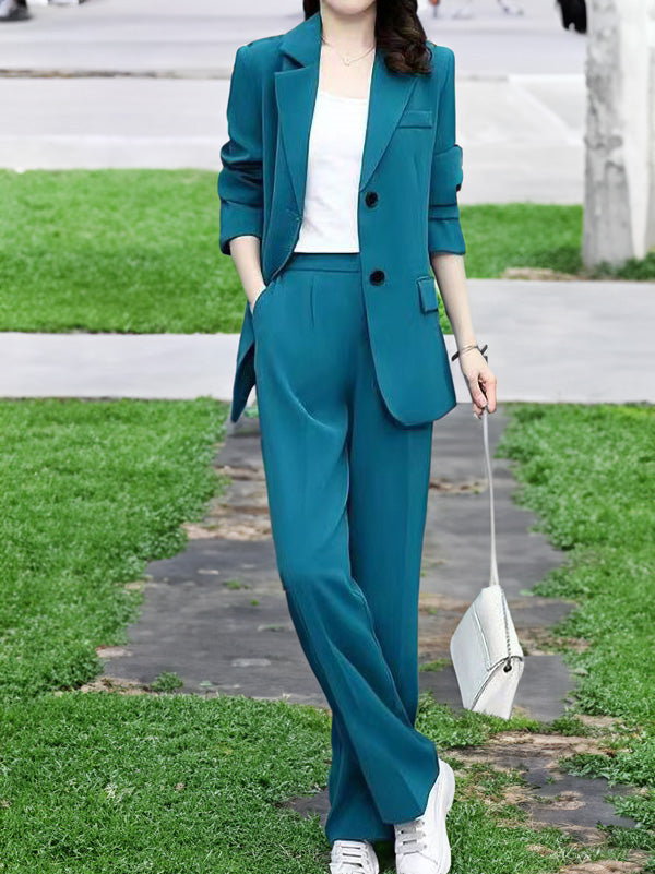 Elegant Lady'S Three-Piece Suit