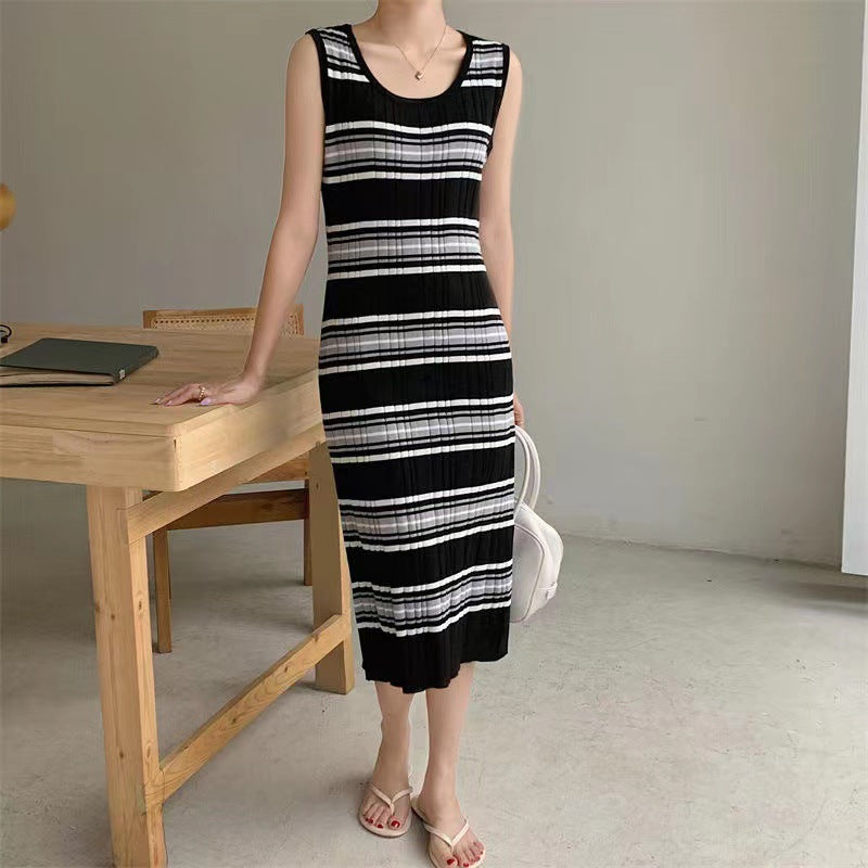 Round Neck Sleeveless Casual Striped Dress