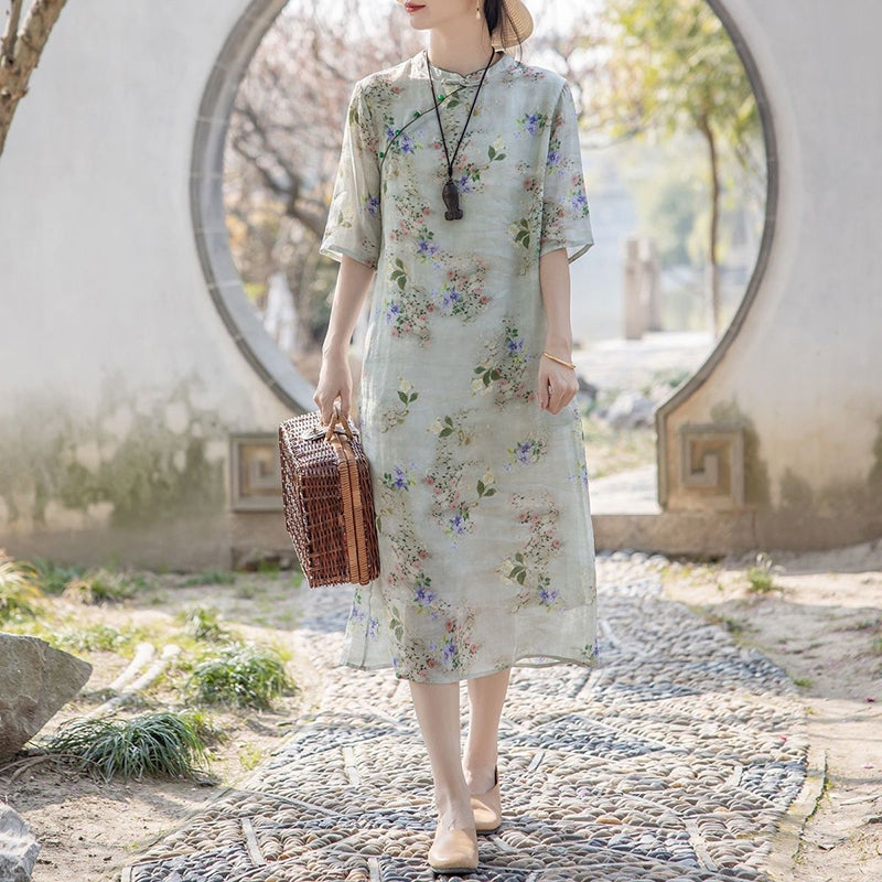 Lightweight Vintage Floral Dress